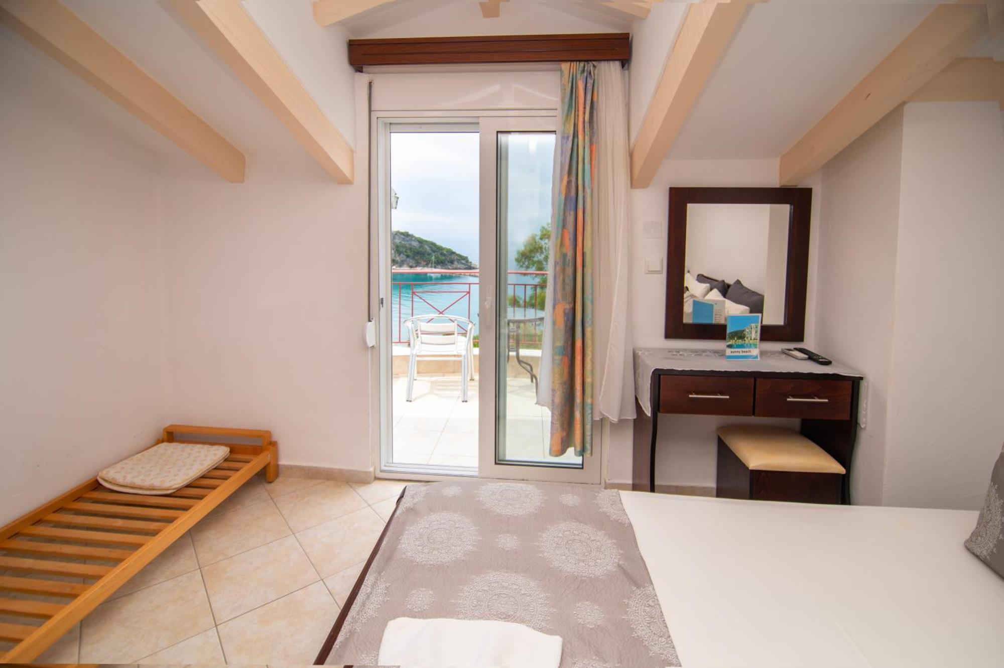 Hotelsunnybeachgr ペルディカ エクステリア 写真
